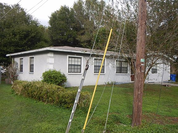 2nd image of 3605 Edna Ct