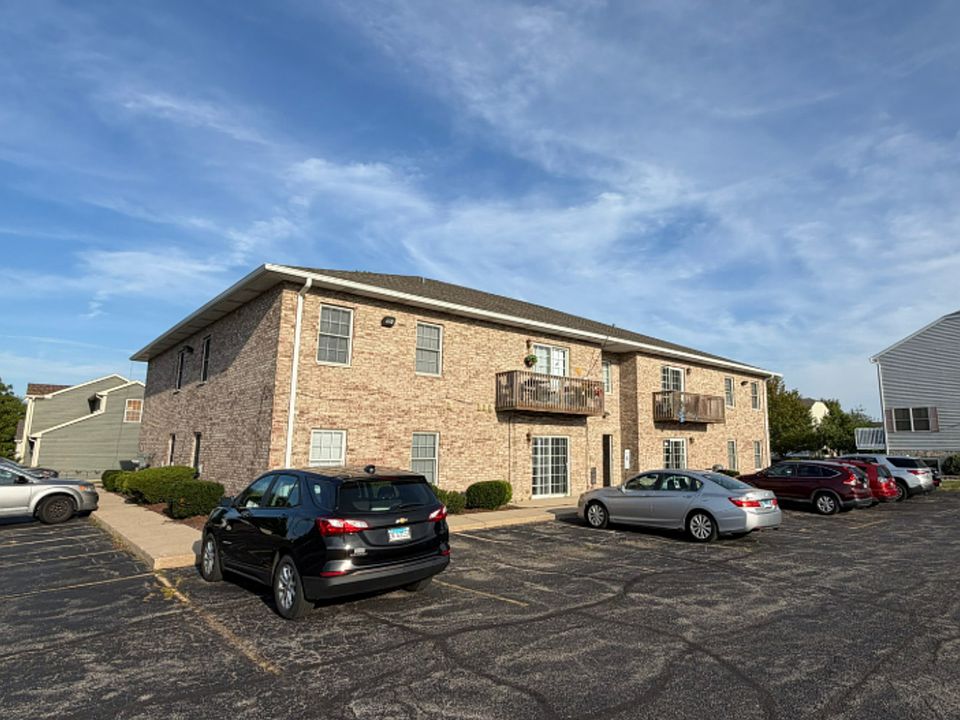 1st image of 555 Strack St #202
