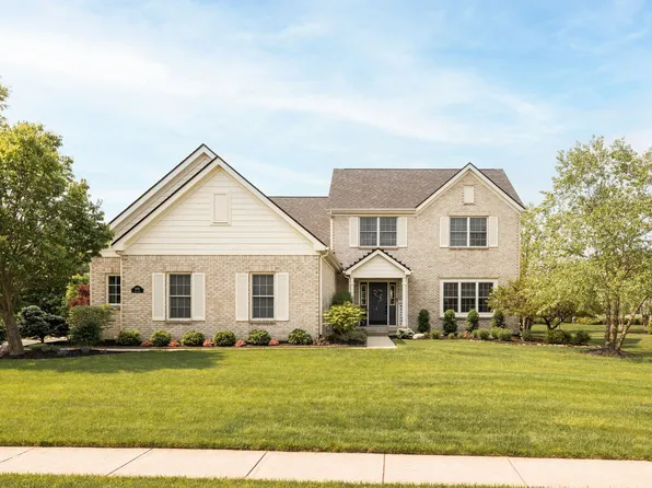 9091 Iris Ln, Zionsville, IN 46077