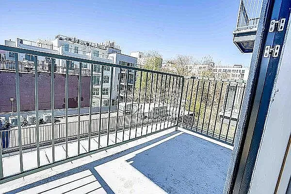 Rented by MADEHOME | media 9