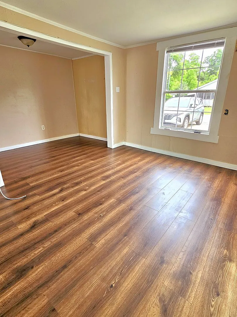 Studio Apartment on Gadsden St — Photo 3