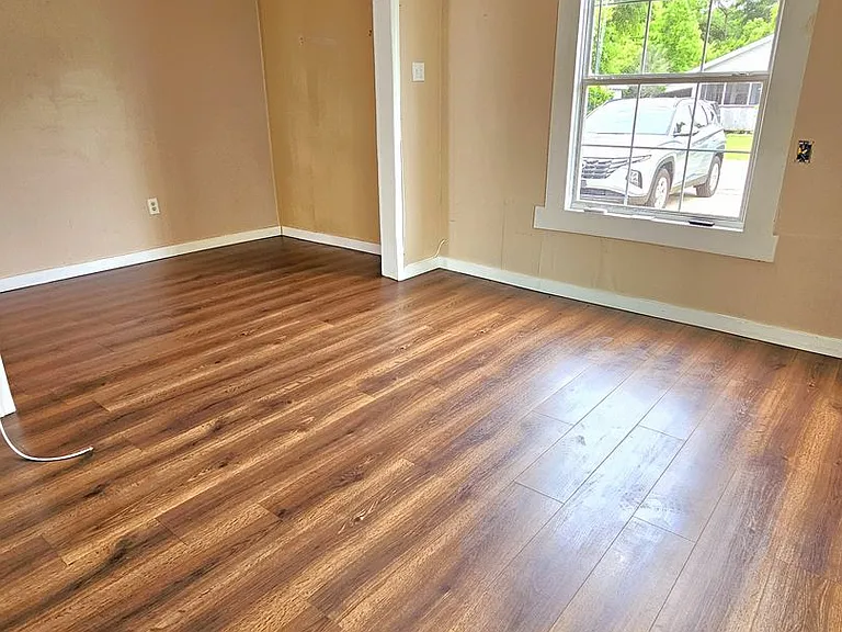 3903 W Gadsden St #A — Photo 3
