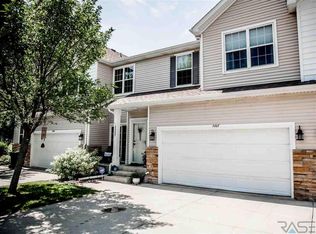 3207 W Ralph Rogers Rd, Sioux Falls, SD 57108