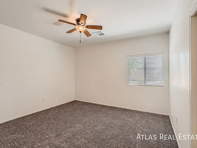 8437 W Green Kingfisher Ln — Photo 9