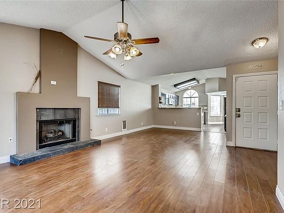 5th image of 7189 Wycliff Ln