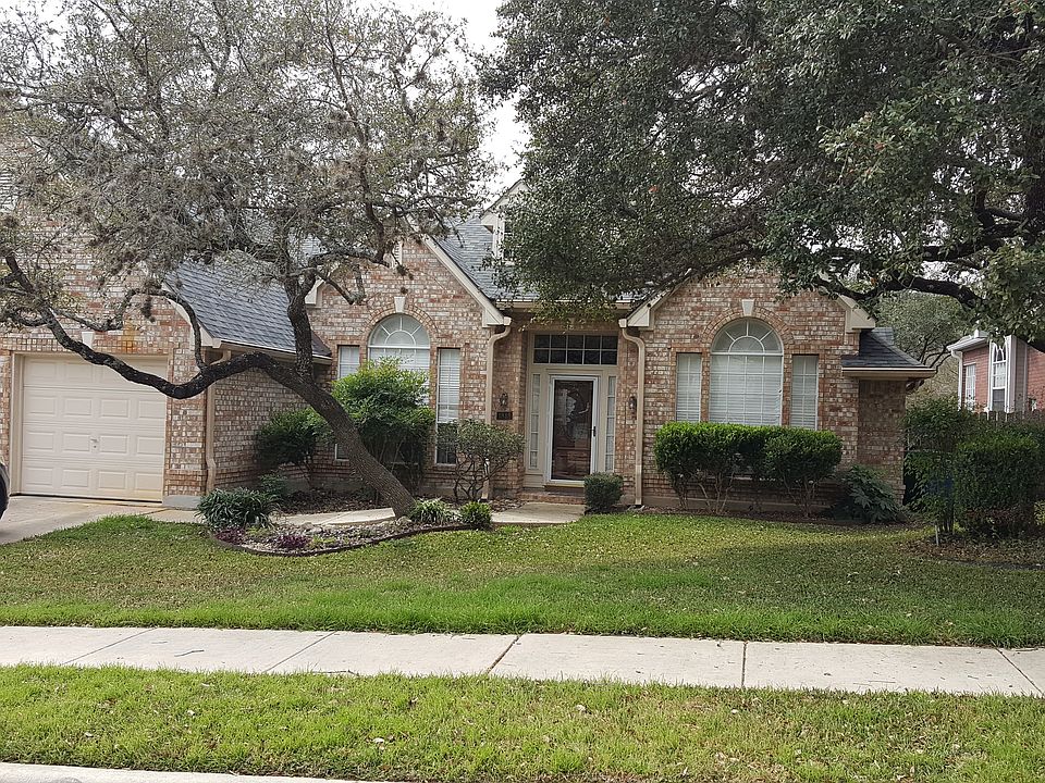 1818 Prides Crossing