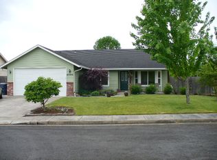 87906 Oak Island Dr, Veneta, OR 97487