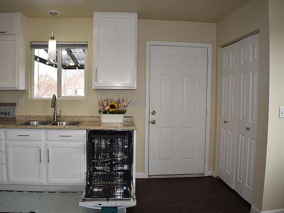Third rack and stainless tub dishwasher Pull down faucet Kitchen pantry