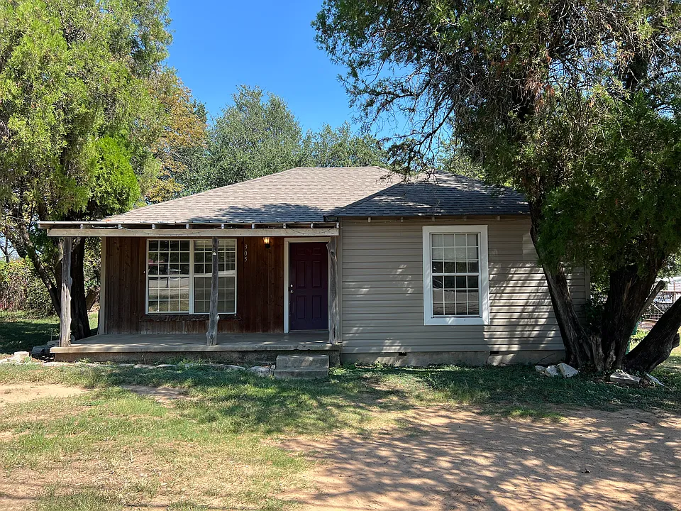 305 East Rd