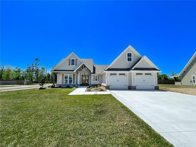 905 N Lake Ct, Moss Bluff, LA, 70611