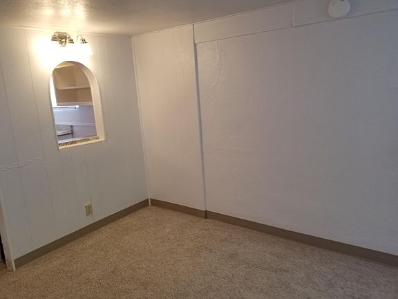 5th image of 712 Park Ave #B