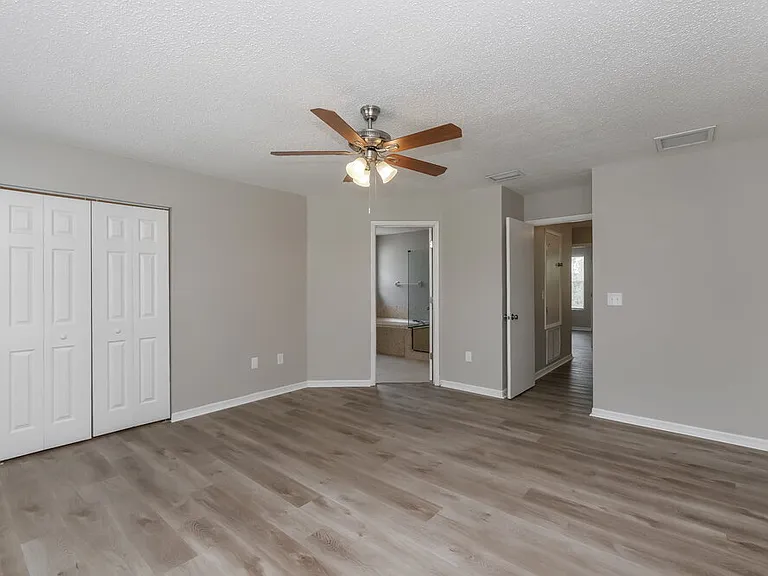 13423 Beechberry Dr — Photo 12