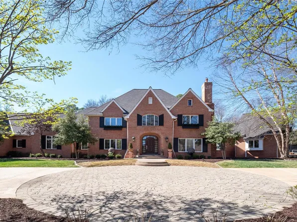 8 Huntleigh Woods, Saint Louis, MO 63131