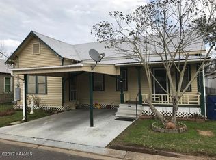 230 N 9th St, Eunice, LA 70535