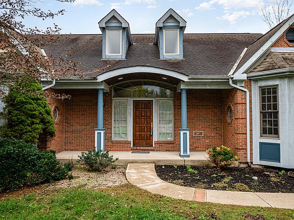 3rd image of 11270 Sunny Ln