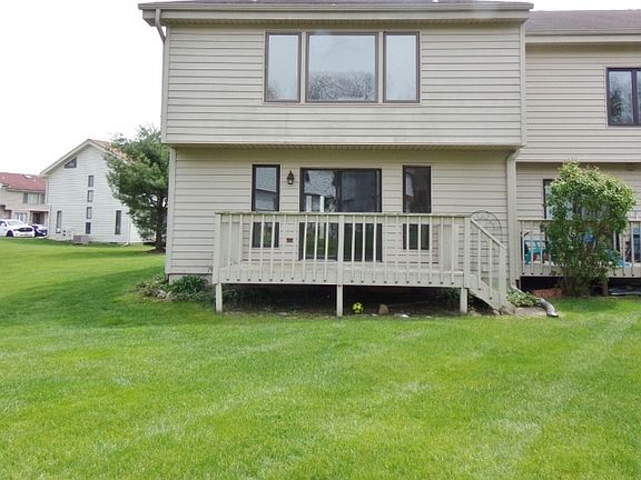 2nd image of 205 Dakota Dr #205