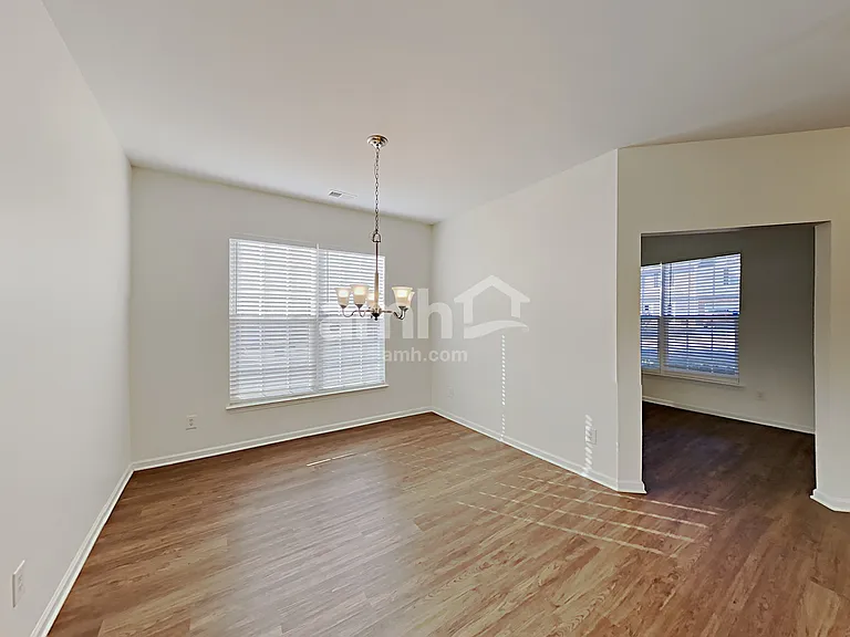 9015 Goldfields Dr — Photo 7