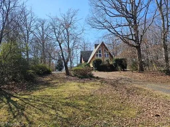 154 Malibu St, Eden, NC 27288