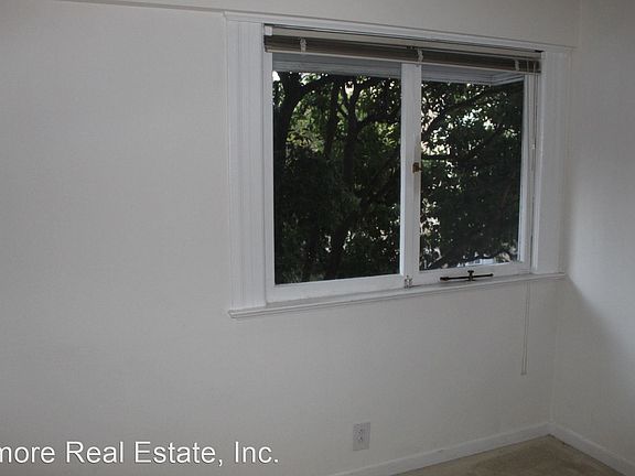 5th image of 3055 Sacramento St APT 8