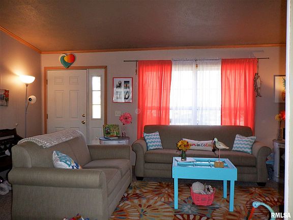 3rd image of 3104 North Ave