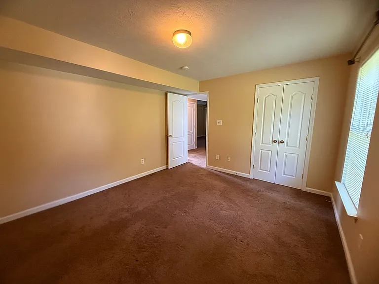 108 Judd Ct — Photo 10