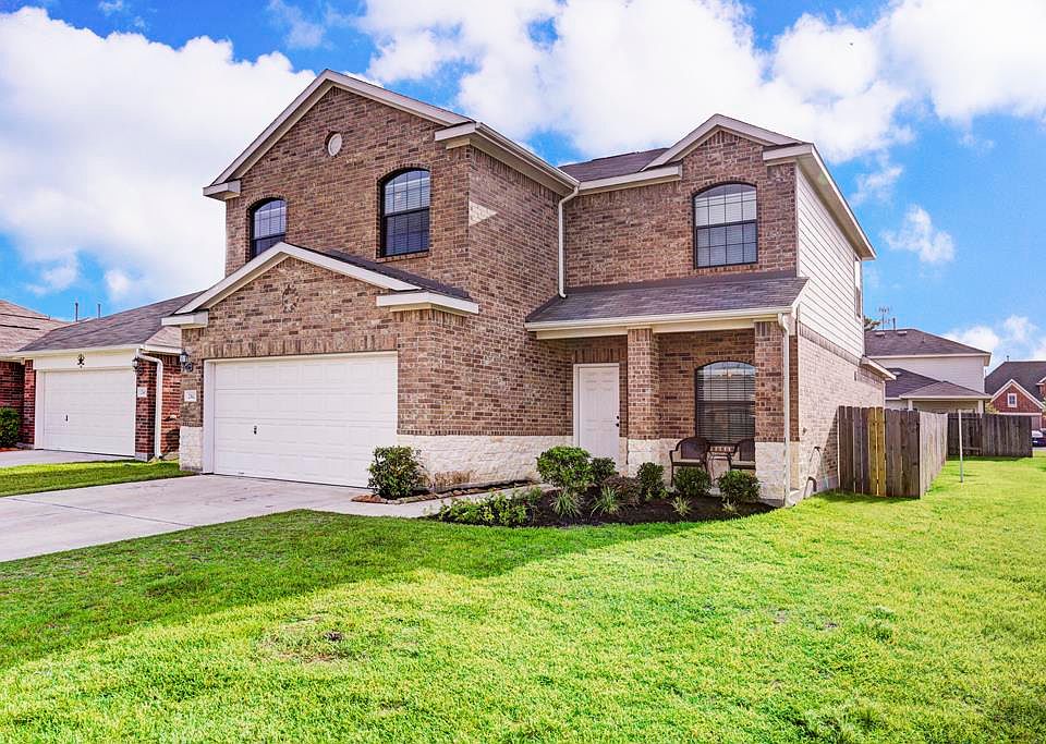 1st image of 23623 Virginia Pine Dr