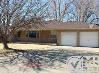 320 Morton Ave, Dumas, TX 79029
