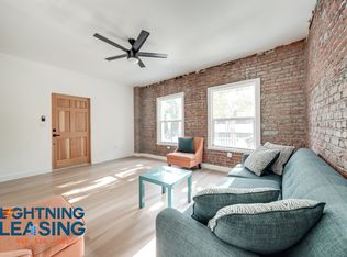 766 1/2 N Van Ness Ave #17D, Los Angeles, CA 90038