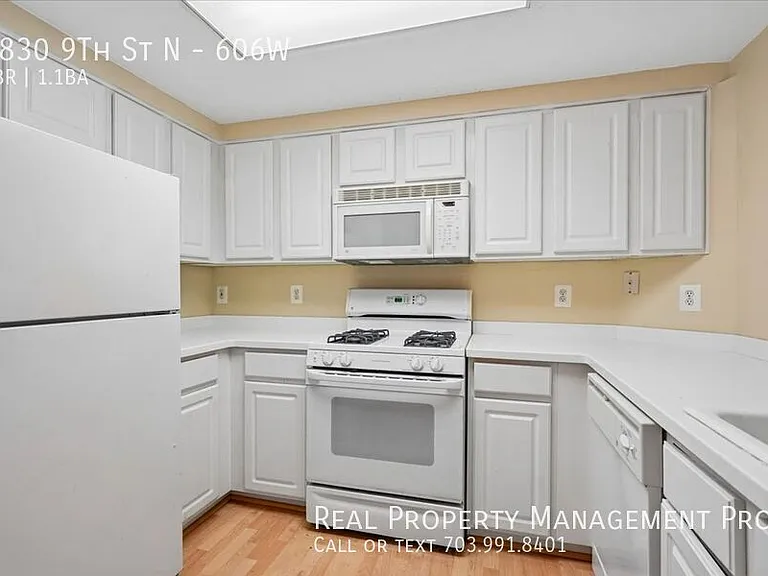 3830 9th St N #606W — Photo 7