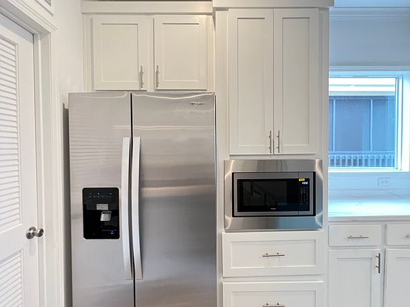 4th image of 11101 Loblolly Ln