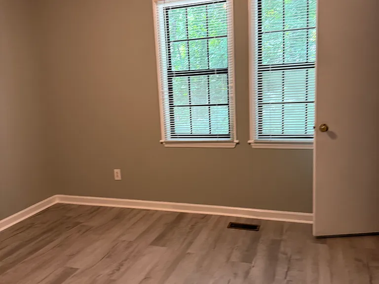 623 Carolina Ave — Photo 7