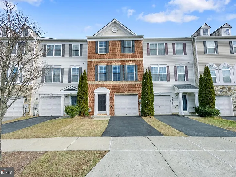 23015 Heath Aster Way — Photo 1