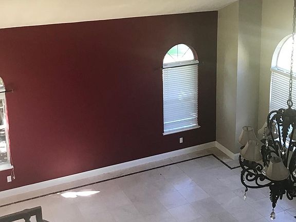 4th image of 16975 Marbella Ct