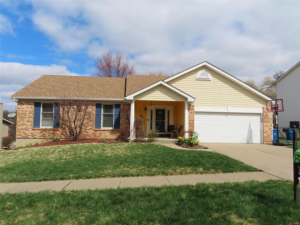 1st image of 1135 Riverwood Place Dr
