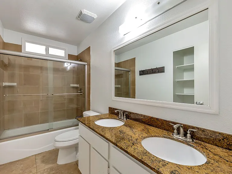 505 E Carson Dr — Photo 17