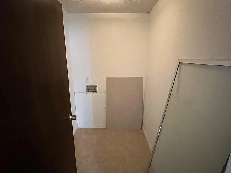 310 S Val Verde Rd #22 — Photo 12