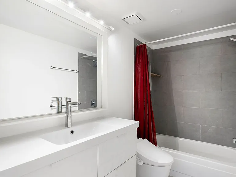 10217 Julian St — Photo 31