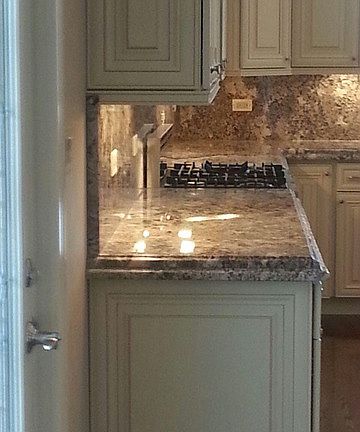 5th image of 406 Royal Glen Ct