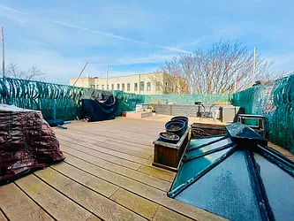 Rented by Level Group