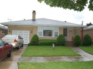 8506 N Ozark Ave, Niles, IL 60714