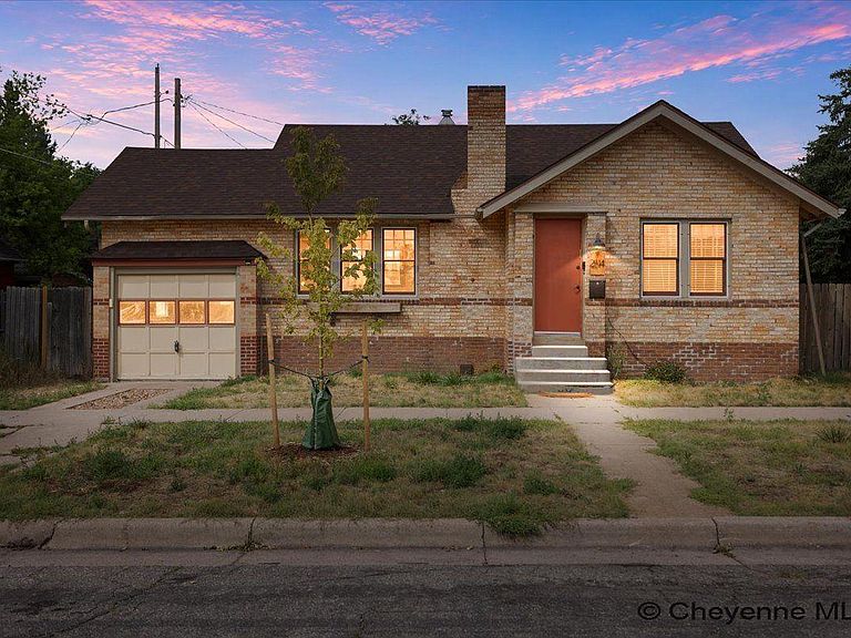 Listing photo 3