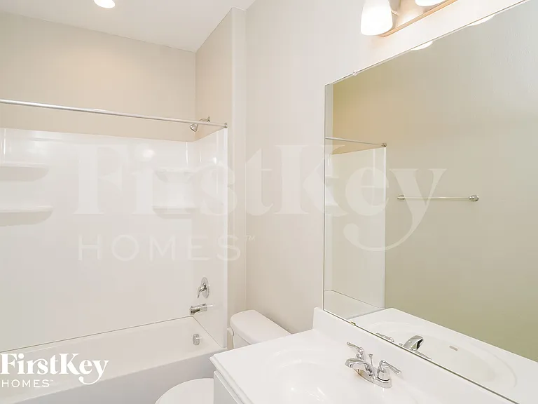 7531 Harvest Bay — Photo 13