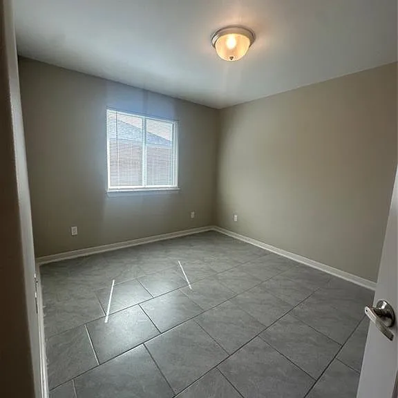 14333 Chalk Ridge Dr — Photo 15