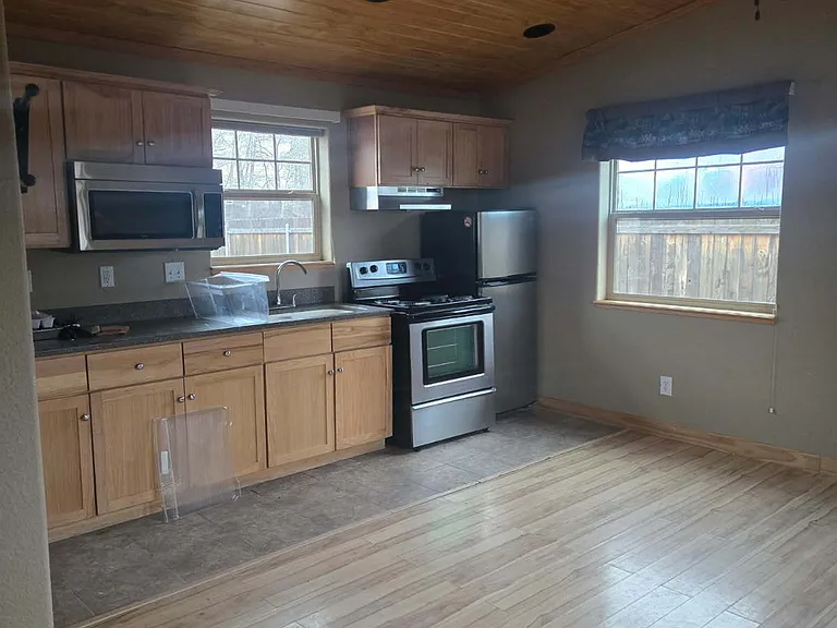 40 Davis Ln #1 — Photo 4