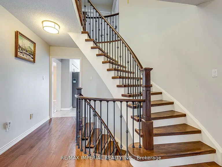 2800 Huntingdon Trl S — Photo 20
