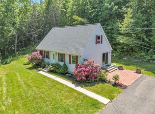 17 W Ware St, Palmer, MA 01069