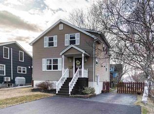 82 Coronation Ave, Halifax, NS B3N2M8