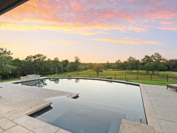 1457 Avenida High Vw, Driftwood, TX 78619