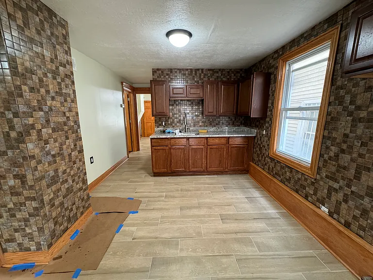 2603 W 23rd Pl #1 — Photo 3