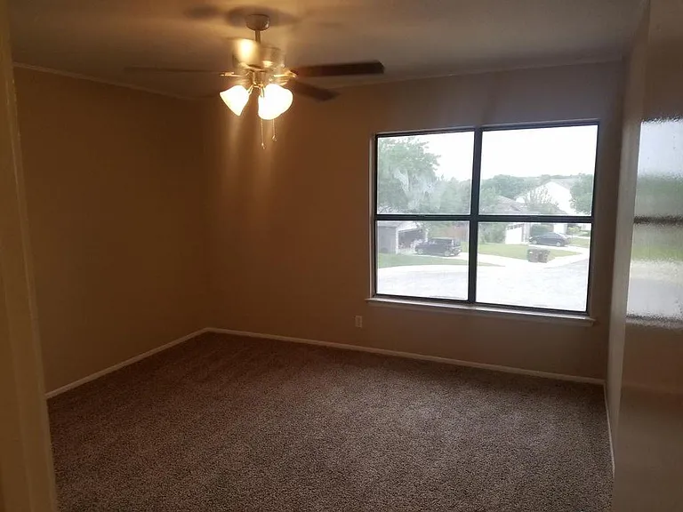 7902 Oval Mdws — Photo 8